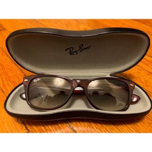 Ray-Ban RB2132 New Wayfarer
